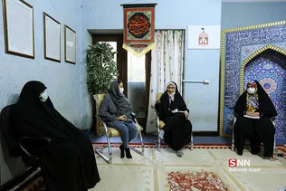 بررسی تاثیر نظام آموزشی بر هویت‌یابی دختران 