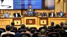 تأکید بر نقش‌آفرینی خبرنگاران در شکل‌گیری اعتماد برای فردای اقتصاد/ مراودات تجاری با وجود آسیب‌های زیرساختی ناشی از جنگ انجام می‌شود