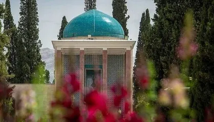 رهبر شهید و سعدی؛ واکاوی جایگاه &laquo;شیخِ اجل&raquo; بر قله شعر اخلاقی