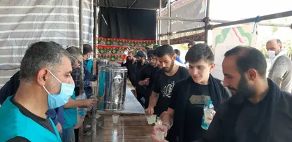 برپایی موکب&zwnj;های ستاد اجرایی فرمان امام در آستانه اربعین حسینی درعراق و ارائه خدمات به زائرین در مرز ایران