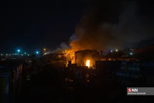آتش سوزی کارخانه تولید رنگ در قم