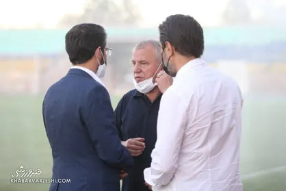 پروین: فقط کاری کنید پرسپولیسی&zwnj;ها رو دست من بلند نشوند/ ۱۰ جام پشت هم بگیرند بس است
