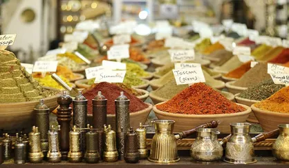 دستگیری پنج &laquo;عطار&raquo; مواد فروش در تهران