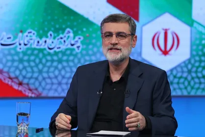 نگاه تمدنی اولویت قاضی زاده هاشمی در میزگرد فرهنگی؛ بهترین قاضی فضای مجازی مردم هستند