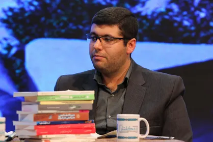 برنامه تلویزیونی ۱۰ گفتار رویکرد نوین جنبش دانشجویی است