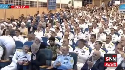 خوش و بش پزشکیان و امیر موسوی در مراسم دومین سالگرد بازگشت ناوگروه ۸۶ نیروی دریایی ارتش