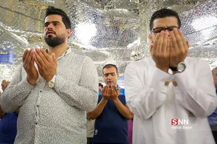 نماز عید قربان در حرم مطهر رضوی 