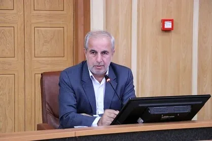 کوچکی&zwnj;نژاد: ناترازی بودجه ۱۴۰۴ بالای ۱۲۰۰ همت است /کاهش تعرفه واردات خودرو ۱۰۰ همت دیگر به این ناترازی افزود!