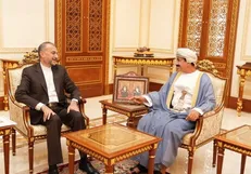 دیدار امیرعبداللهیان با وزیر مکتب سلطانی عمان