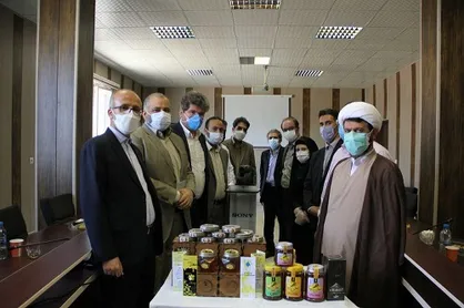 رونمایی از طرح مارکتینگ عسل و زعفران در دانشگاه آزاد صحنه