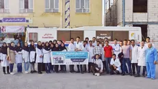 جهادگران سلامت دانشگاه علوم پزشکی مشهد در جاده سیمان خدمت‌رسانی کردند
