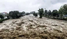 مفقود شدن ۳ نفر از منطقه عشایر نشین عنبرآباد در اثر سيل