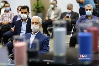 وزیر علوم تحقیقات و فناوری
