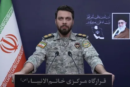 سخنگوی قرارگاه خاتم&zwnj;الانبیا: نیروهای مسلح پای هر متجاوز به ایران را قطع می&zwnj;کنند+فیلم