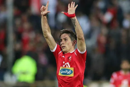احمدزاده بهترین بازیکن دیدار پرسپولیس - الوصل