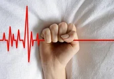 نجات جان دختر جوان در دریاچه شورابیل توسط پلیس اردبیل