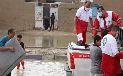 افزایش حادثه&zwnj;دیدگان در سیل و آبگرفتگی/ امدادگران به ۸۰۰ نفر امدادرسانی کردند