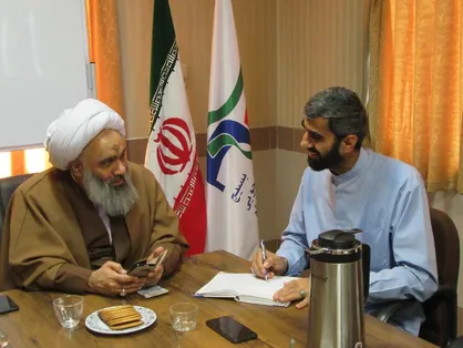 دانشجویان بسیجی استان قم با آیت الله فرحانی دیدار کردند