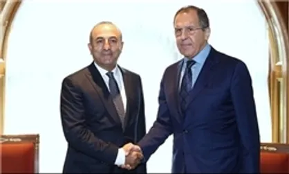 &laquo;لاوروف&raquo; و &laquo;چاووش&zwnj;اغلو&raquo; درباره کنگره سوچی گفت و گو کردند