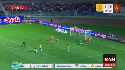 گل سوم پرسپولیس توسط ارونوف در دقیقه ۸۵