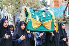 اجتماع زنان عاشورایی در میدان امام  حسین(ع)