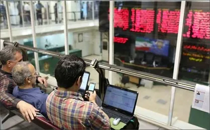 مزایا و معایب واگذاری سرخابی&zwnj;ها در بازار بورس