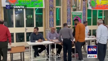 هم اکنون، گزارش خبرنگار خبرگزاری دانشجو از حضور مردم پای صندوق&zwnj;های رای در مسجد آیت&zwnj;الله شفیعی شهر اهواز