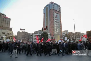 تجمع اعتراضی دانشجویان مقابل سفارت انگلیس