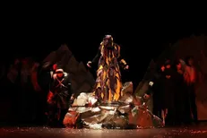 از امروز «فاطمه» روی صحنه می‌رود
