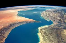 ریچارد هاس: ایران می‌تواند تنگه هرمز را ببندد