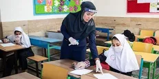 کلاف سر در گم آموزش دانش آموزان در شرایط کرونا کی باز می‌شود؟/مزایا و معایب تدریس مجازی و آنلاین