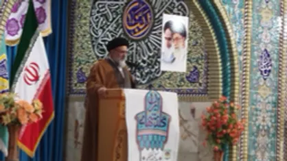 امام جمعه یاسوج: انقلاب اسلامی با خون شهدا زنده مانده است / ملت ایران هرگز تسلیم دشمنان نخواهد شد