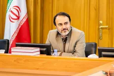 پیرهادی: شهرداری تهران ۶۰ هزار نیروی کارآمد و متخصص دارد