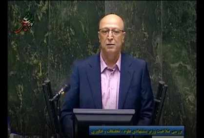 زلفی&zwnj;گل: سند دانشگاه اسلامی در دستور کار جدی قرار دارد / پژوهش&zwnj;ها را کاربردی می&zwnj;کنم