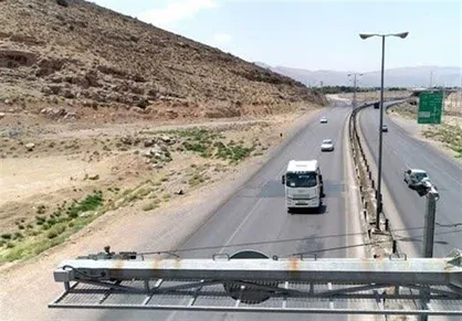 ثبت بیش از ۲۲ میلیون تردد در محور&zwnj;های ورودی و خروجی فارس