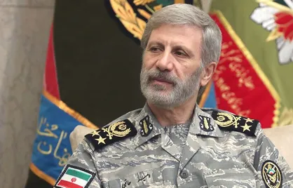 سرلشکر حاتمی: حضور آگاهانه مردم تجلی استحکام ساخت درونی قدرت جمهوری اسلامی ایران است