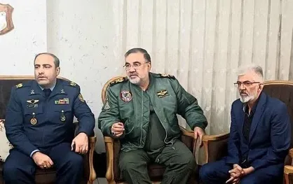 دیدار فرمانده نیروی هوایی ارتش با خانواده شهید خلبان &laquo;پیرزاده&raquo;