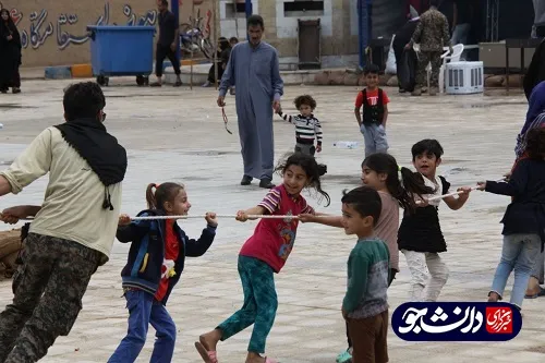 خدمت رسانی دانشجویان خوزستانی به سیل زدگان اسکان داده شده در یادمان شهدای هویزه