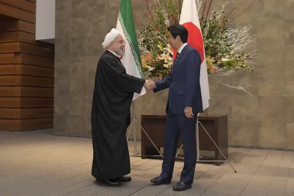 دست به دامن شرق برای مذاکره با غرب/ روحانی در ژاپن به دنبال چه بود؟