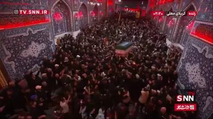 ورود پیکر رهبر شهید انقلاب به حرم اباعبدالله (ع) در آغوش موج میلیونی عاشقان عراقی