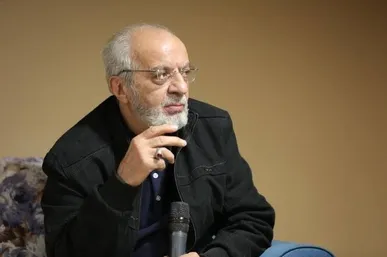 حسن خجسته: «رهبر شهید ایران، لبنان را به دختر زیبای رمان گوژپشت نتردام و حزب‌الله را به دشنه تشبیه کردند»