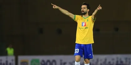 تهیدست: دیدم توپ از خط دروازه پرسپولیس رد شد