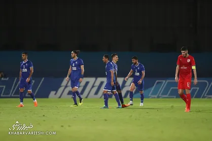 هشدار کادر فنی استقلال به بازیکنان/ فعلاً کاری به پرسپولیس نداشته باشید