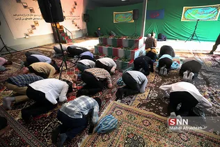 مراسم وداع با ماه مبارک رمضان در جوار شهدای گمنام معراج شهدا