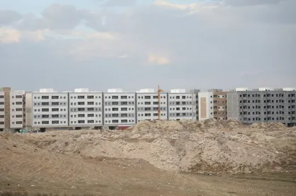 تحویل ۵۴۴ واحد نهضت ملی مسکن در استان زنجان