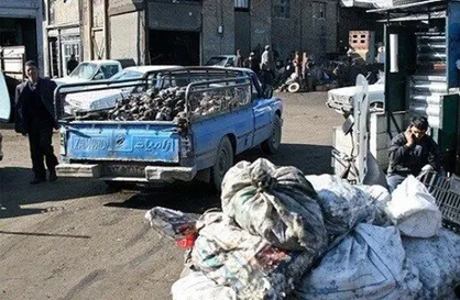 بیگی: ۲۵ رسته شغلی باید از شهرها خارج شوند