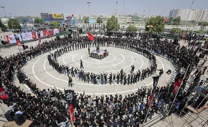 عزاداری هیئت&zwnj;های مذهبی در بوستان غدیر بندرعباس در تاسوعای حسینی