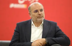 علی‌آبادی: در جنگ ۱۲ روزه همه از اتحاد می‌گفتند، جنگ که تمام شد یک عده به تنظیمات کارخانه برگشتند + فیلم