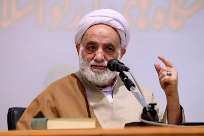 فیلم/ حجت الاسلام قرائتی: فساد مسئولان را هوار بكشيد، غيبت نكن يعنی چه؟