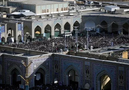 اقامه نماز باشکوه عید سعید فطر در حرم مطهر رضوی